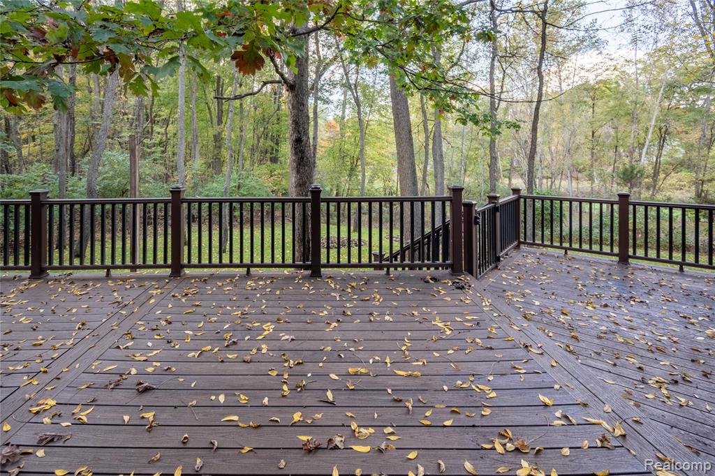 11410 Tall Shadows Court, Pinckney, MI 48169 — Photo 51