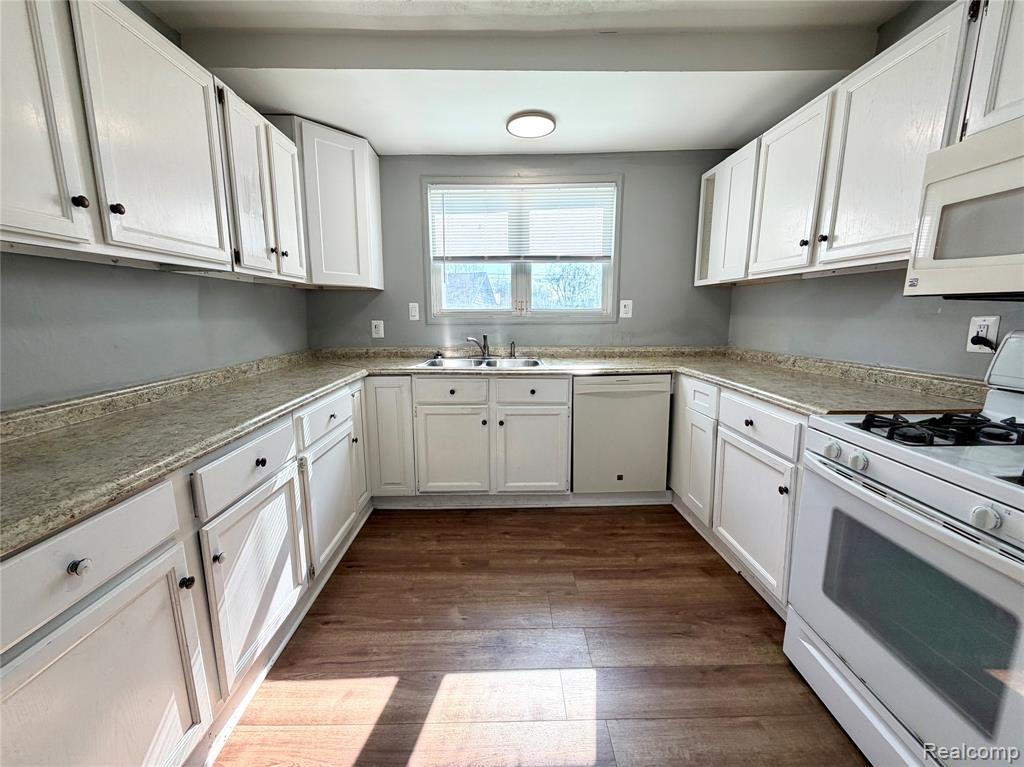 627 Franklin Road, Pontiac, MI 48341 — Photo 5