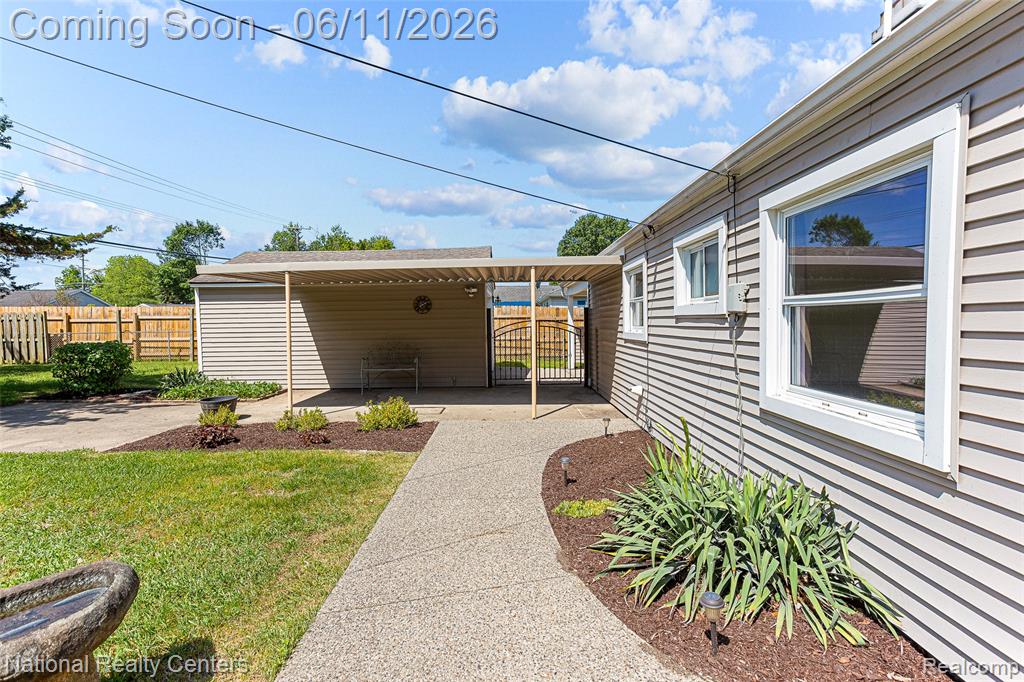 5191 Lynsue Lane, Waterford, MI 48327 — Photo 34
