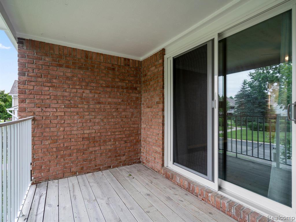 56404 CHESAPEAKE Trail, Shelby Twp, MI 48316 — Photo 27