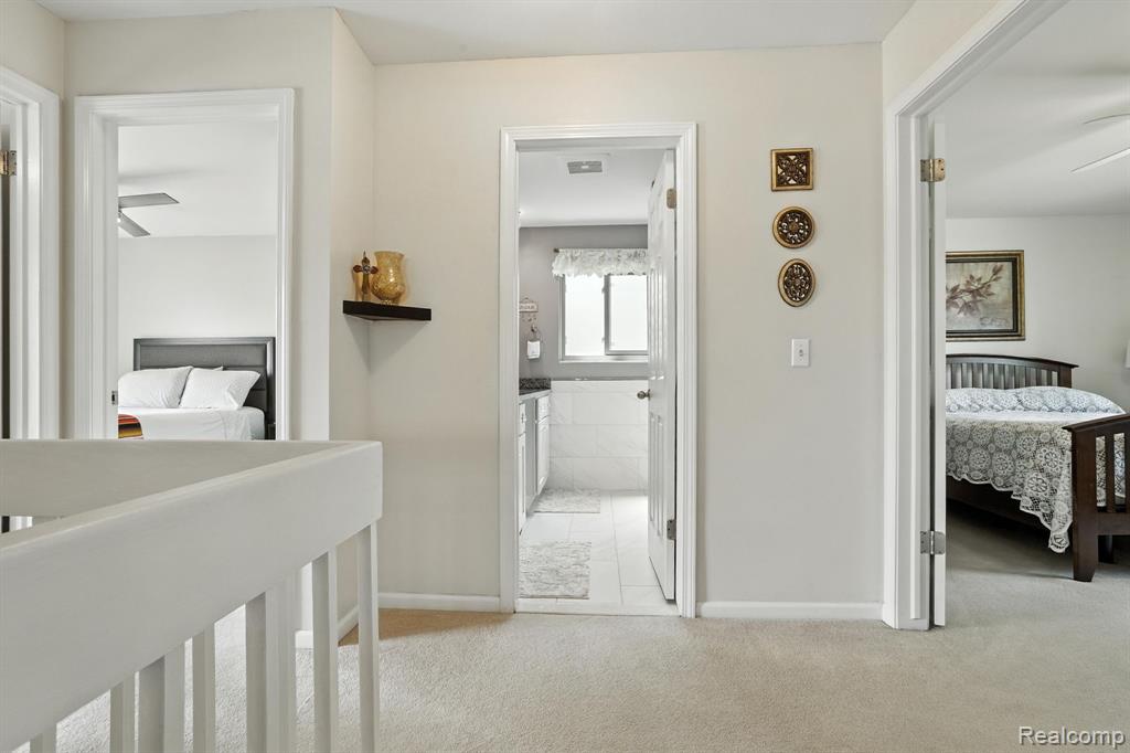 42393 Royal Lane, Clinton Twp, MI 48038 — Photo 14