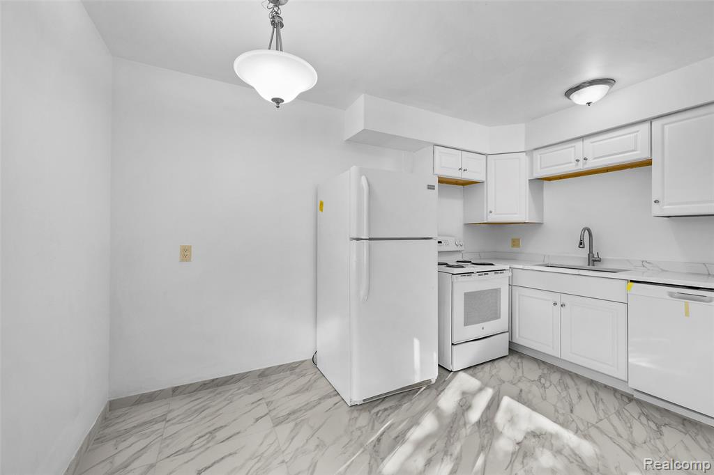 4830 BRIARWOOD Avenue, D2, Royal Oak, MI 48073 — Photo 10