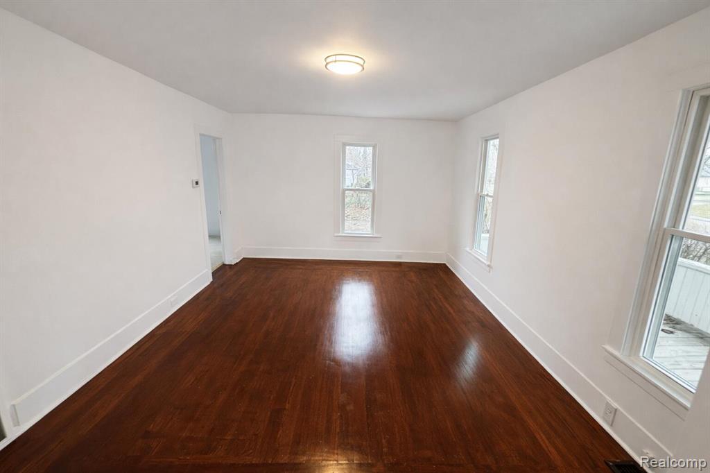 107 E John Street, Durand, MI 48429 — Photo 7