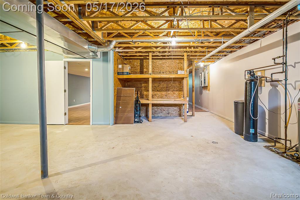 2154 Kingston Drive, Pinckney, MI 48169 — Photo 37