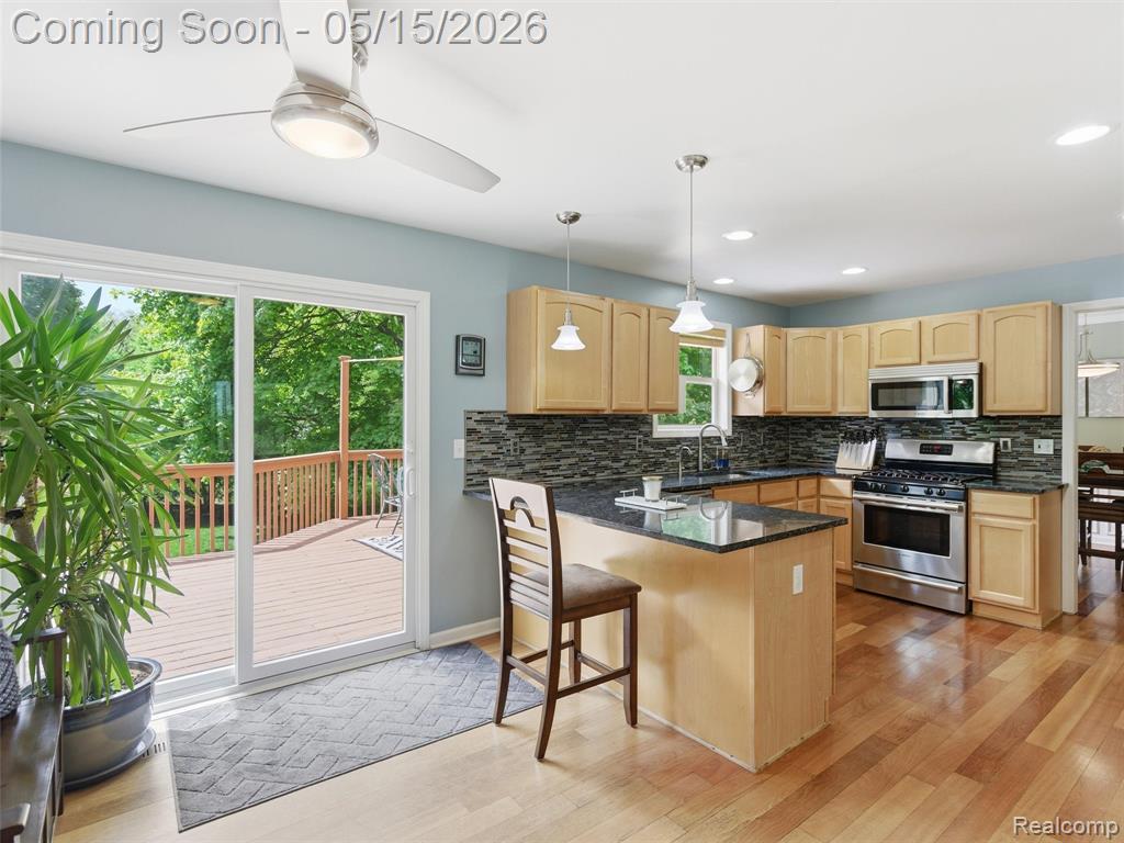 4241 Island Park Drive, Waterford, MI 48329 — Photo 14