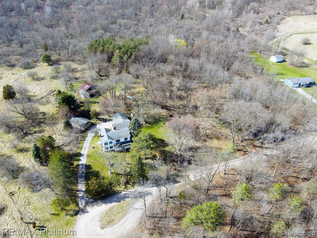 565 SLEAFORD Road, Howell, MI 48843 — Photo 36