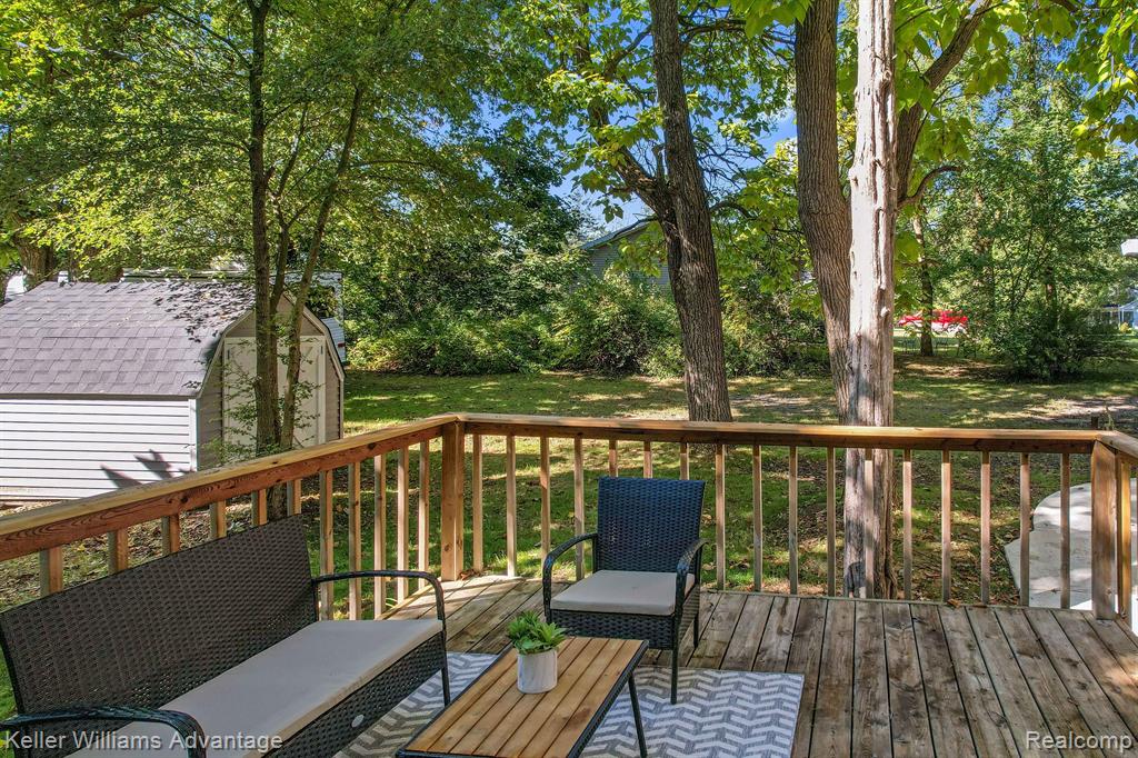 7466 LONGWORTH Drive, Brighton, MI 48116 — Photo 30