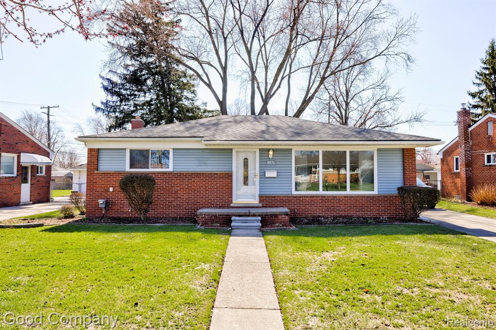 9074 SHANNON Drive, Sterling Heights, MI 48314 — front exterior