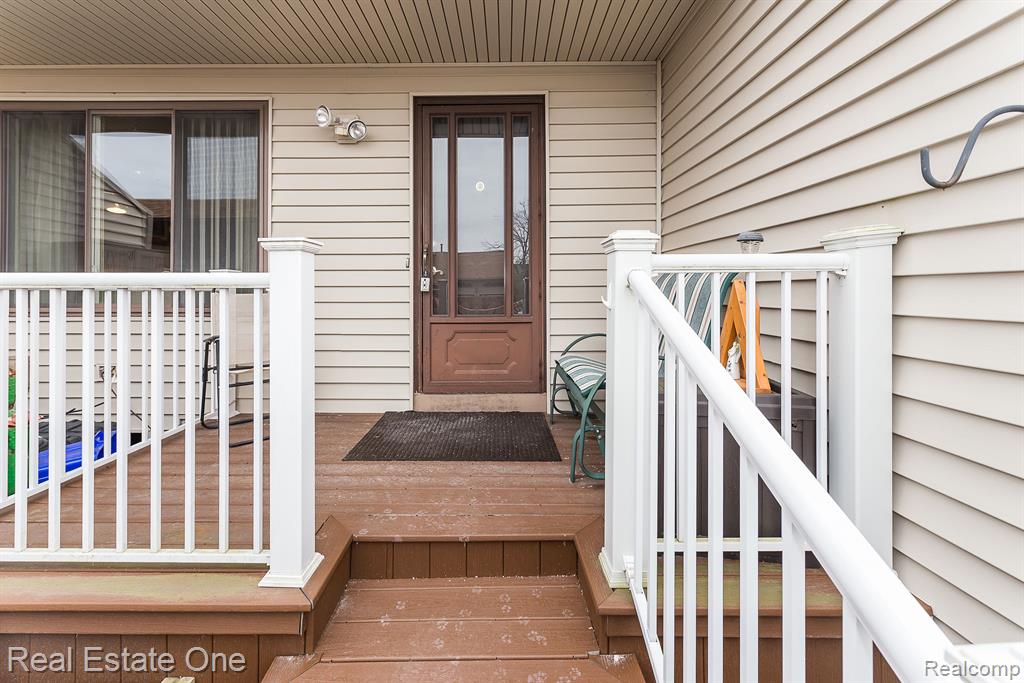 62071 YORKTOWN, 6, South Lyon, MI 48178 — Photo 2
