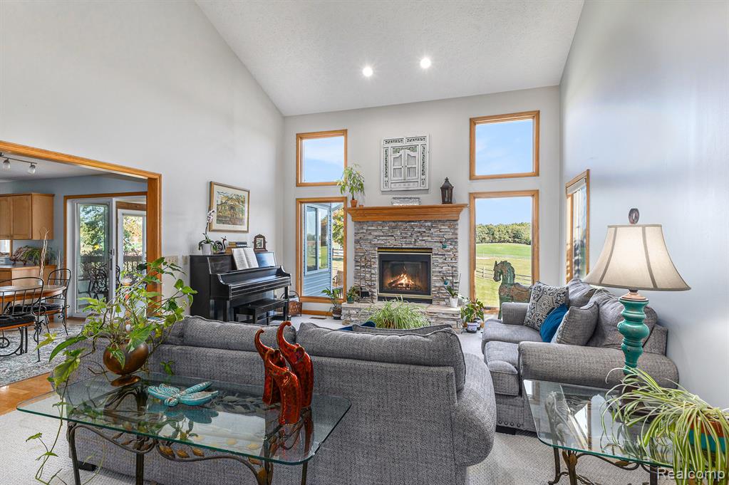 8584 E Parker Road, Laingsburg, MI 48848 — Photo 18