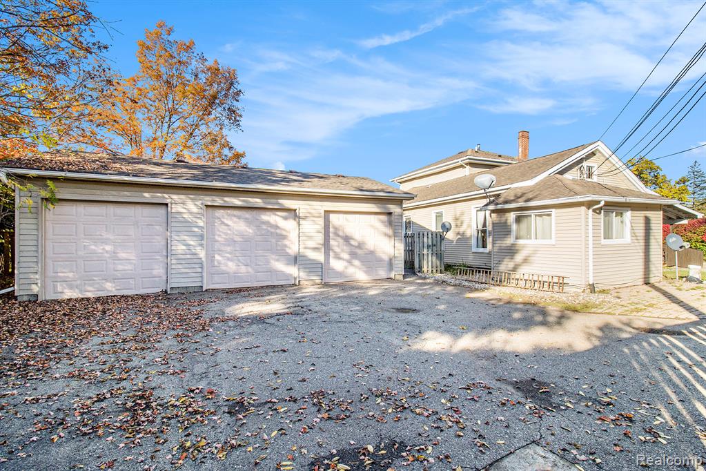 512 E Main Street, Pinckney, MI 48169 — Photo 28