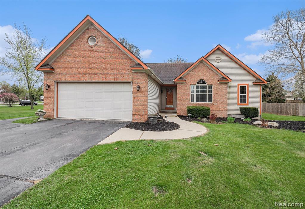 4251 E Rolston Road, Linden, MI 48451 — front exterior