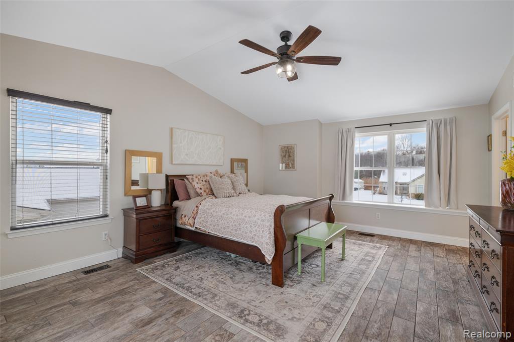 52400 Huntley Avenue, New Baltimore, MI 48047 — Photo 33