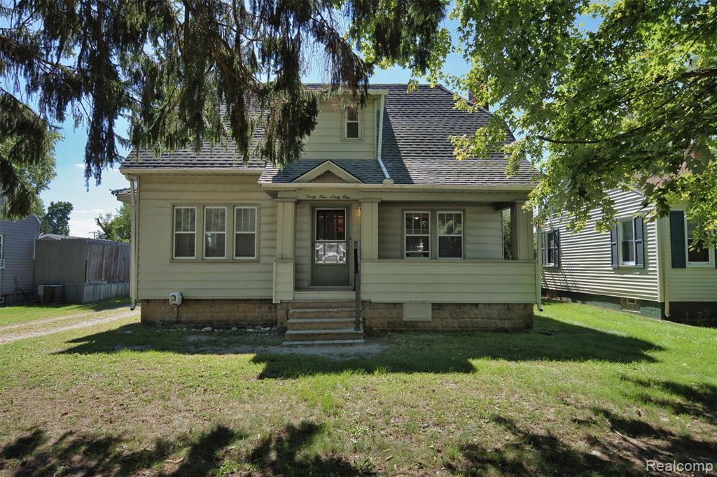 4561 Thirza Court, Waterford, MI