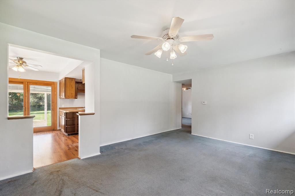 4208 BRISTOLWOOD Drive, Flint, MI 48507 — Photo 8