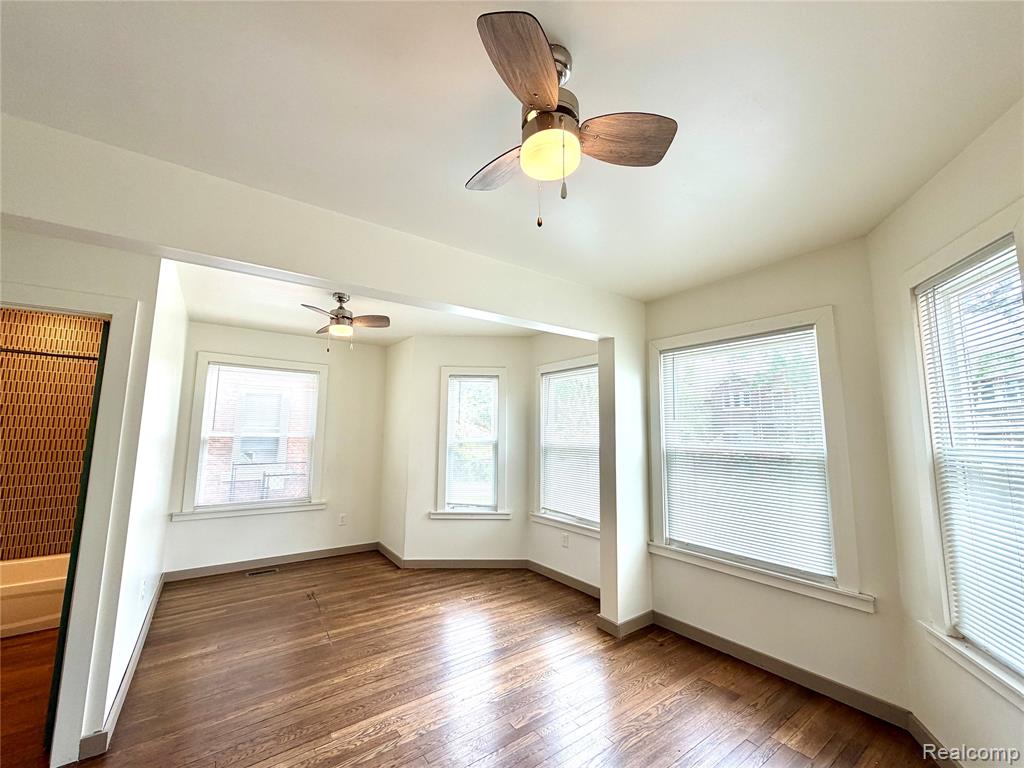 2045 Calvert Street, Detroit, MI 48206 — Photo 31