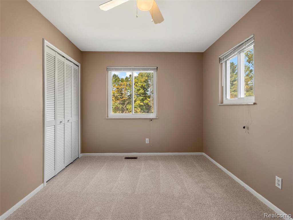 970 Golfview Drive, Lake Orion, MI 48362 — Photo 20