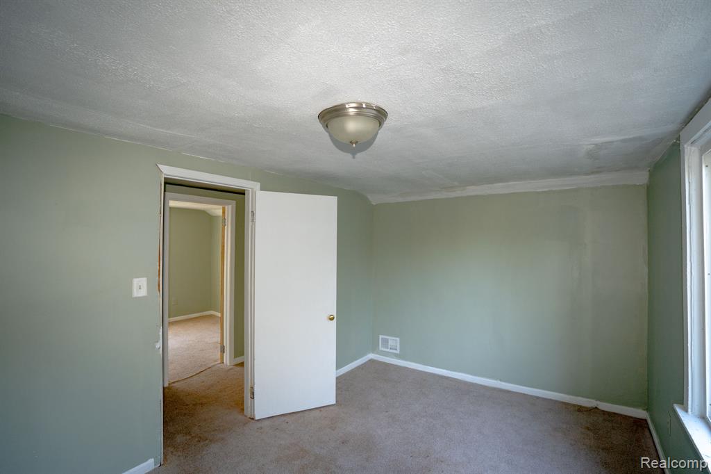 5266 Three Mile Drive, Detroit, MI 48224 — Photo 9