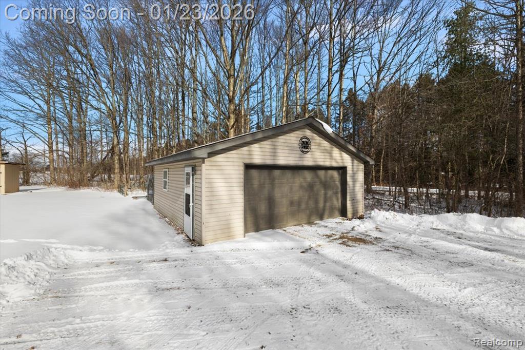 8404 Black River Road, MI 48032 — Photo 47