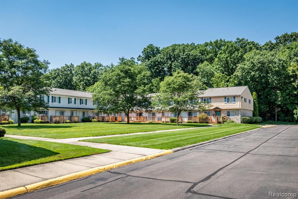 16233 TERRACE VILLAGE Drive, Taylor, MI 48180 — Photo 23