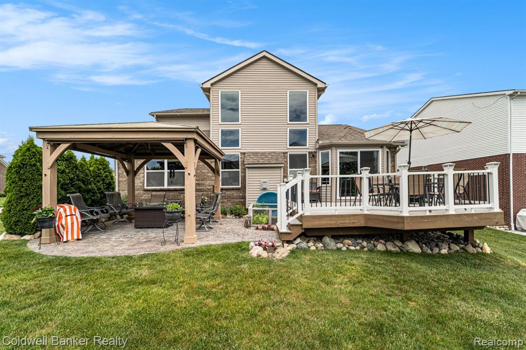 53643 VALLEYWOOD Drive, South Lyon, MI 48178 — Photo 25