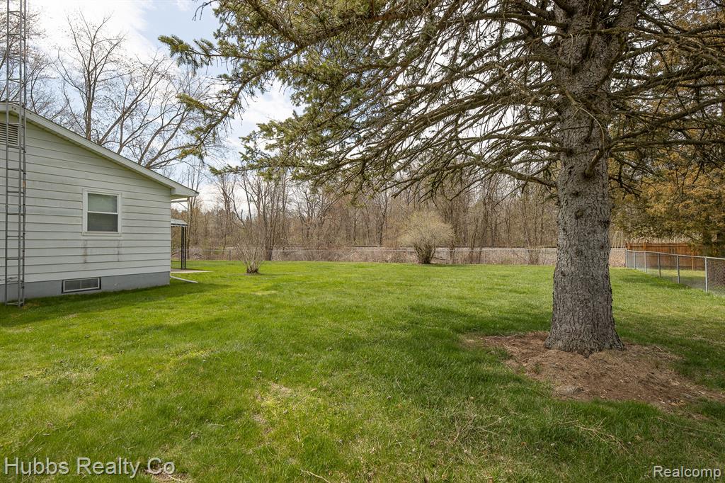 6357 TURNER Road, Flushing, MI 48433 — Photo 9