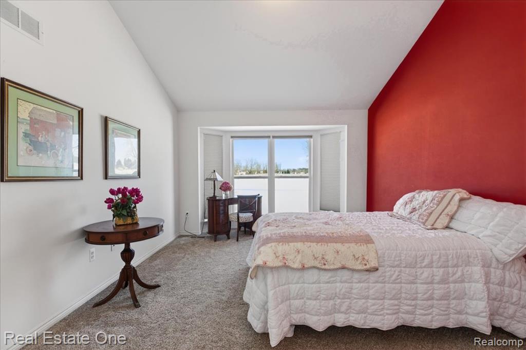 460 Golf Villa Drive, 9, Oxford, MI 48371 — Photo 18