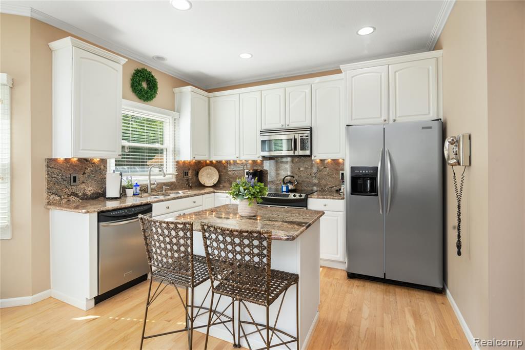8316 N Port, Grand Blanc, MI 48439 — Photo 13
