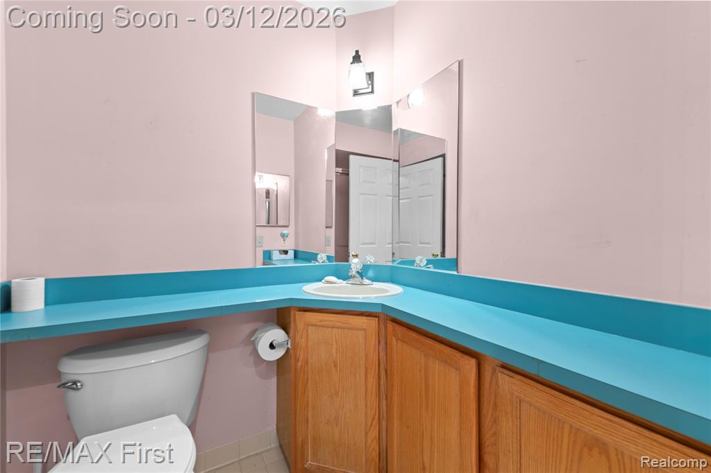 48578 Edgemont Court, Utica, MI 48315 — Photo 16