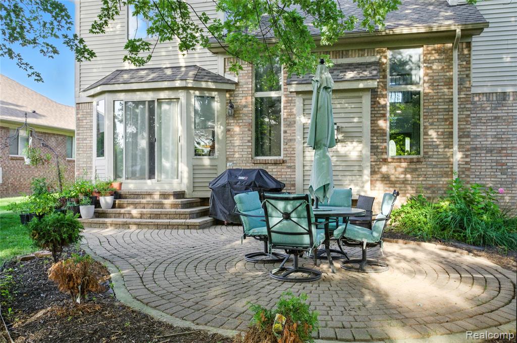 48821 Tremont Drive, Macomb, MI 48044 — Photo 46