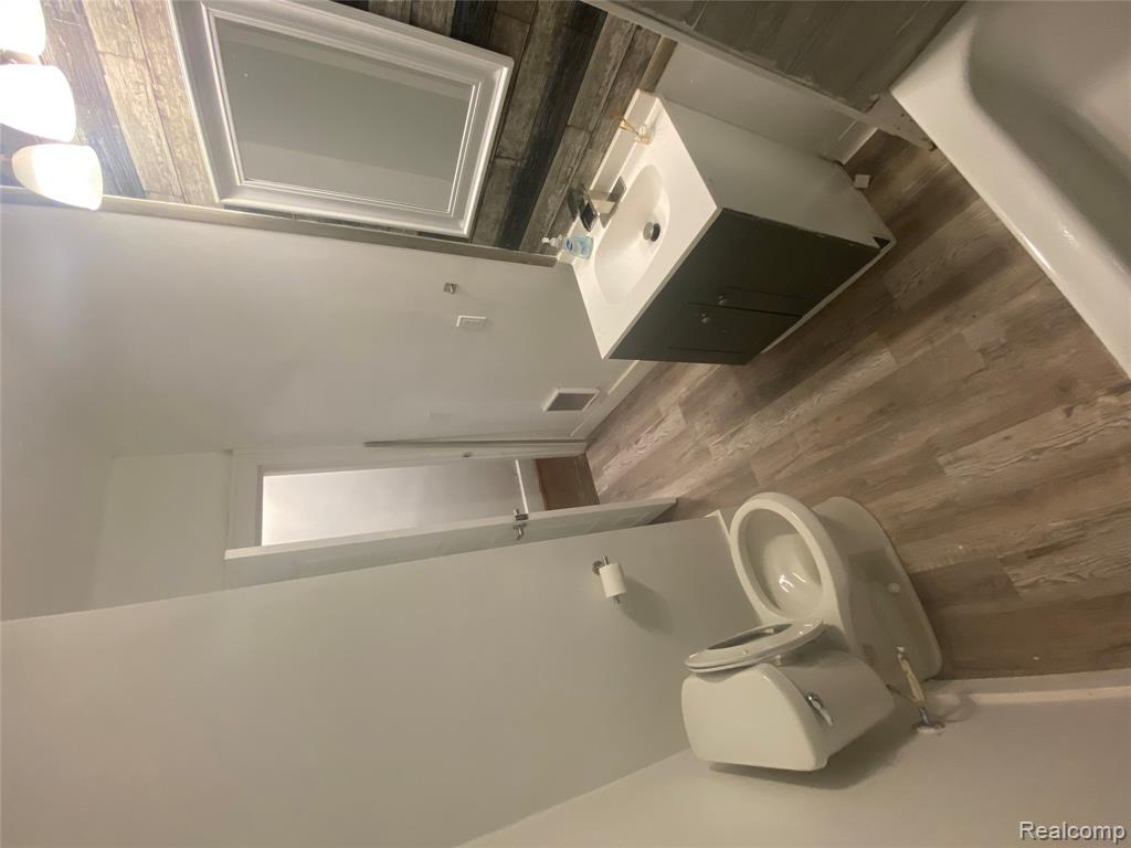 4719 Saint Clair Street, Detroit, MI 48214 — Photo 4