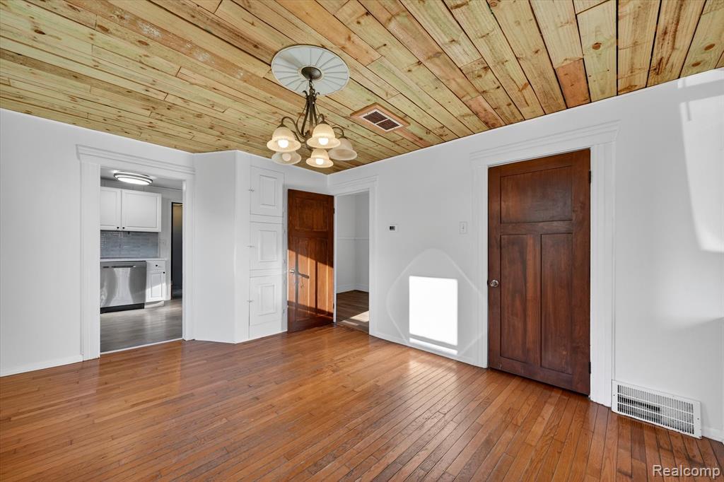 913 Cedar Street, St. Clair, MI 48079 — Photo 6