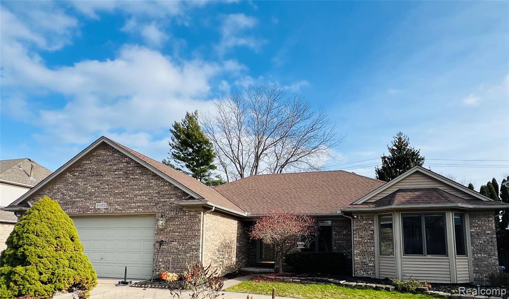 39852 Southpointe Avenue, Harrison Township, MI — front exterior
