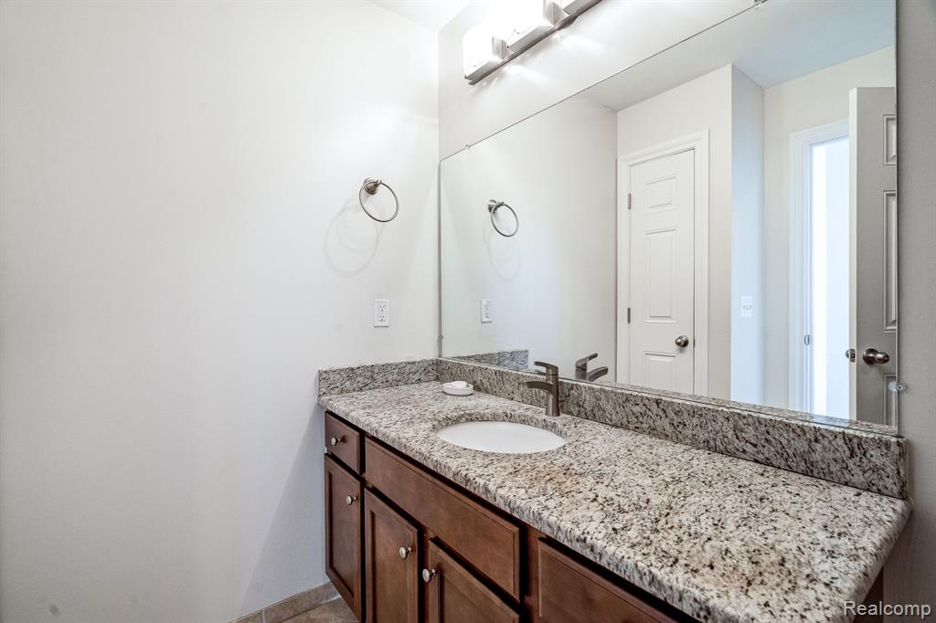 3253 EASTRIDGE Drive, Dexter, MI 48130 — Photo 39