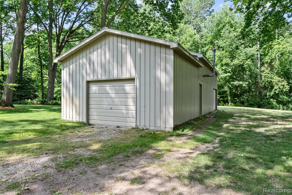 13256 Pine Valley Drive, Clio, MI 48420 — Photo 51