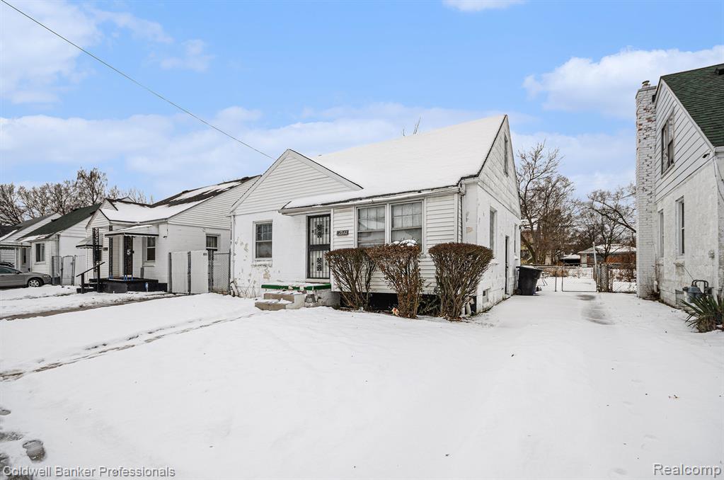 17867 Mackay Street, Detroit, MI 48212 — Photo 3