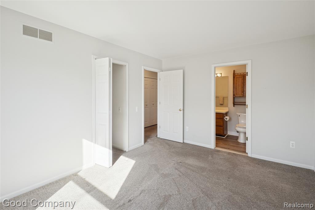9200 North Drive, Saint Clair Shores, MI 48082 — Photo 16
