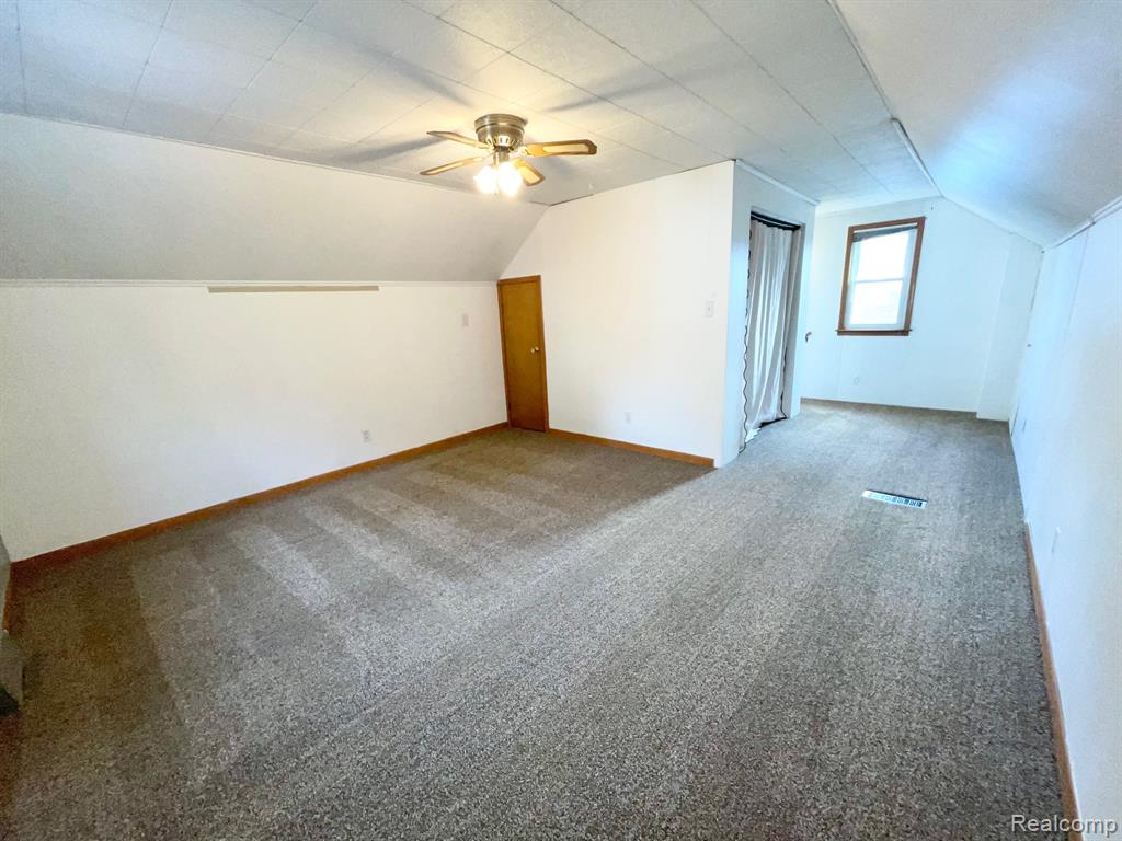 814 N Gainsborough Avenue, Royal Oak, MI 48067 — Photo 13