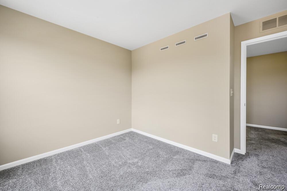 1674 Addison Circle, Walled Lake, MI 48390 — Photo 21