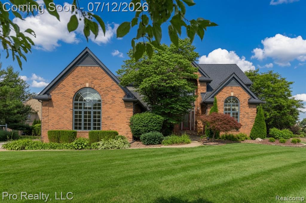 13838 Fawn Woods Court, Plymouth, MI 48170