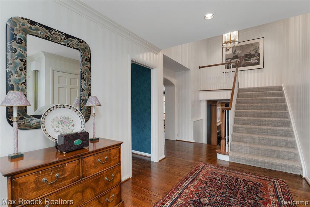 919 W Glengarry Circle, Bloomfield Hills, MI 48301 — Photo 6