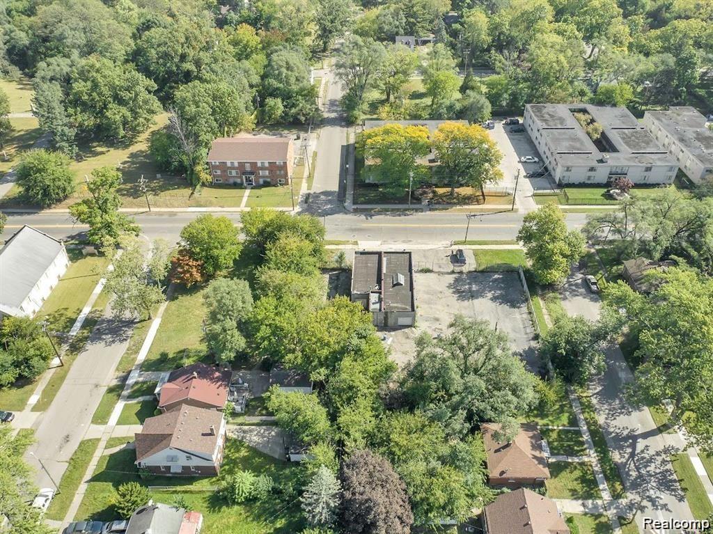 18421 LAHSER Road, Detroit, MI 48219 — Photo 12