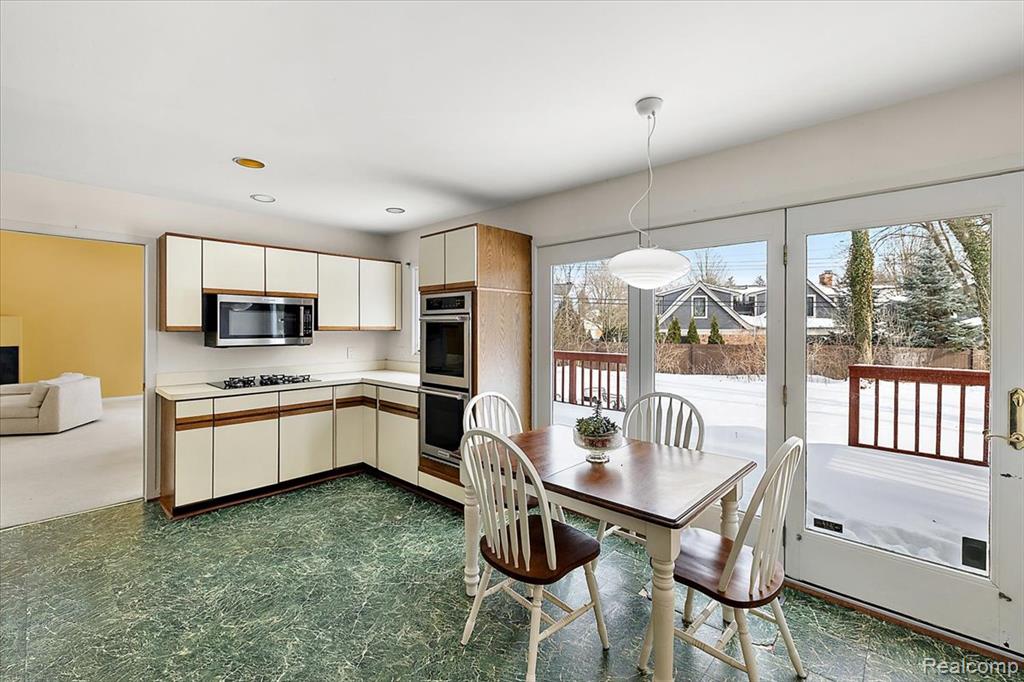 757 Woodlea Court, Birmingham, MI 48009 — Photo 8