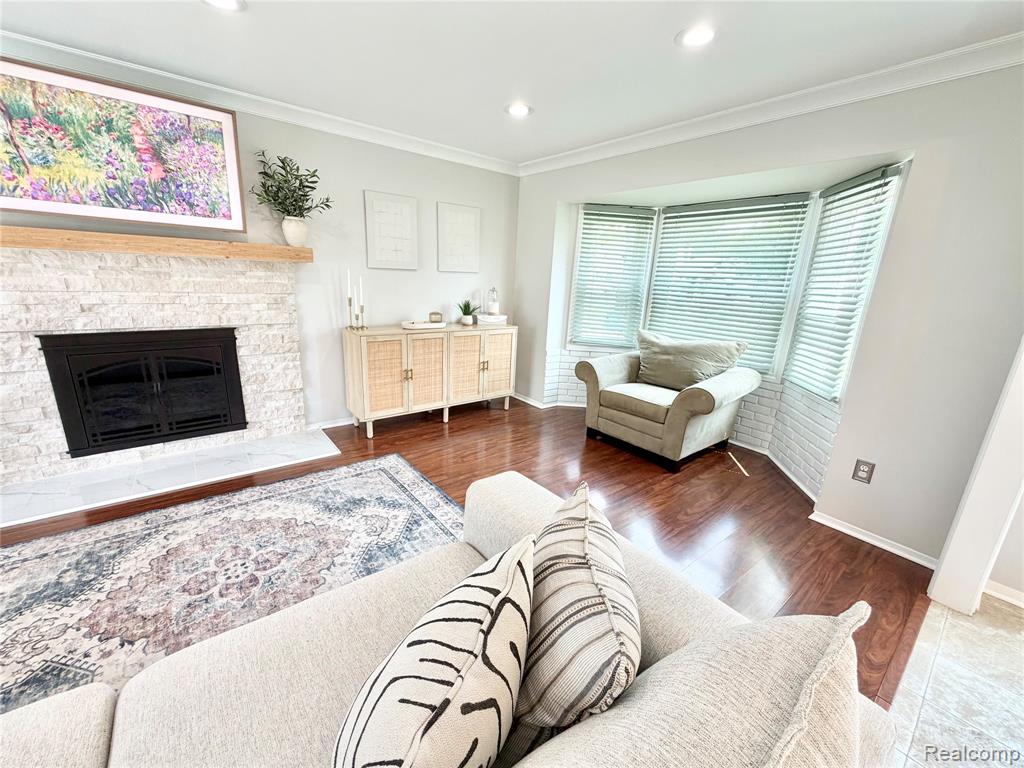 47244 Meadowbrook Drive, Macomb, MI 48044 — Photo 8
