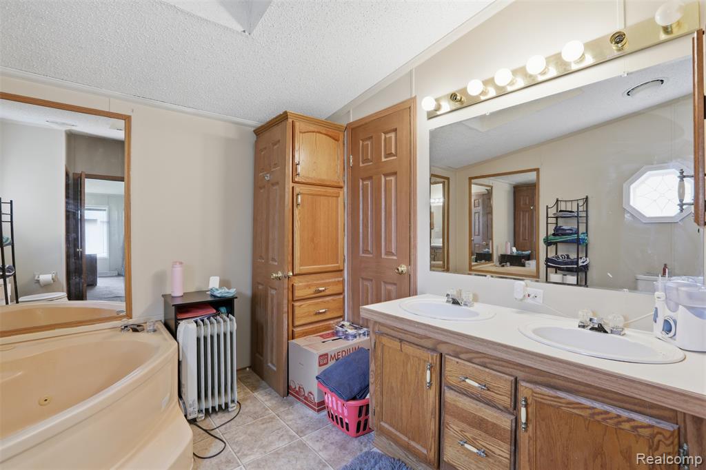 29220 Tanglewood, Flat Rock, MI 48134 — Photo 9
