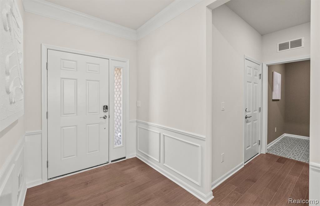 42823 Arbor Drive, Clinton Twp, MI 48038 — Photo 4