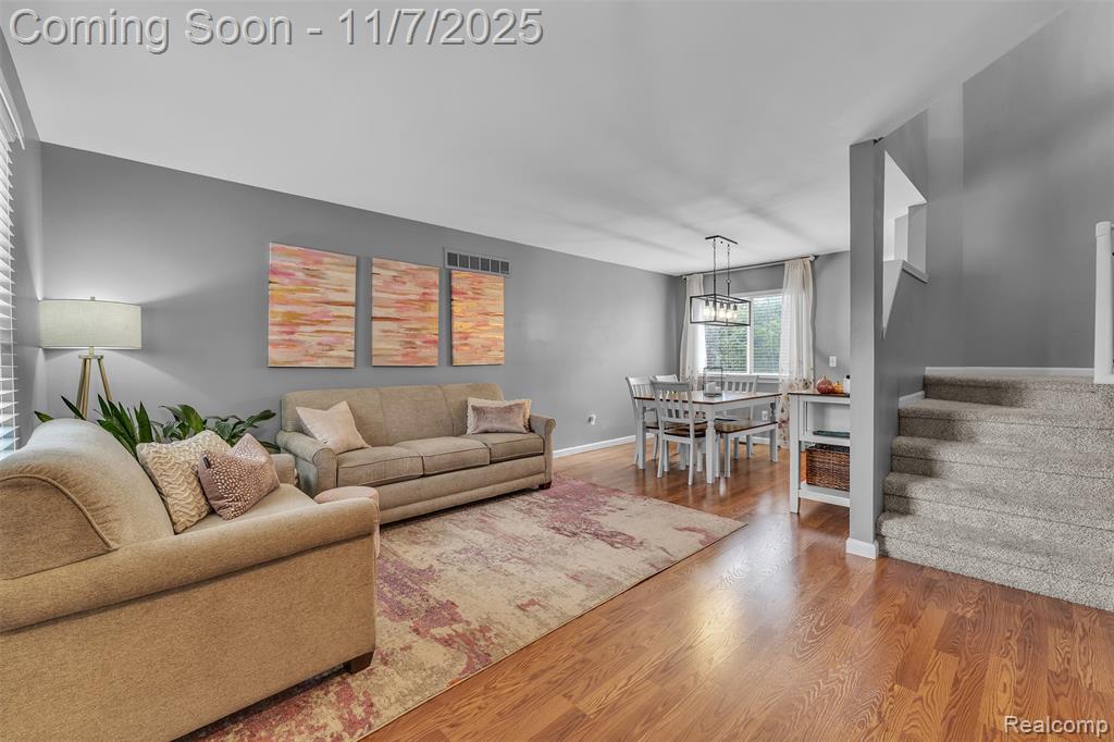 8522 Berkshire Drive, Ypsilanti, MI 48198 — Photo 4