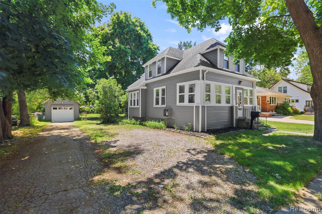 428 Bauman Avenue, Commerce Twp, MI — Photo 3