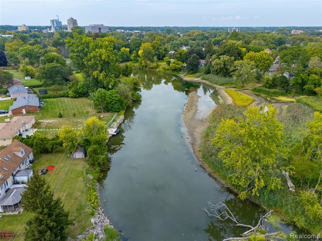 190 Riverside Drive, Mount Clemens, MI 48043 — Photo 44