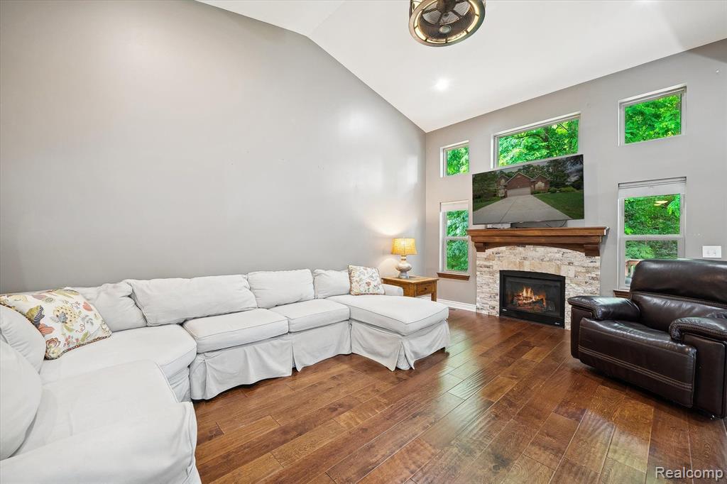 9566 KINGSWAY Circle, Clarkston, MI 48348 — Photo 5